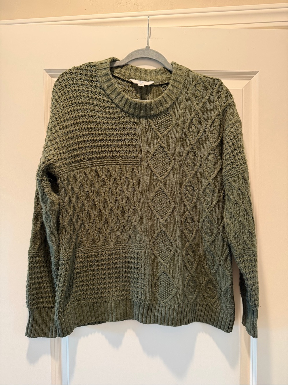 Time and Tru Olive Green Textured Cable Crewneck Sweater